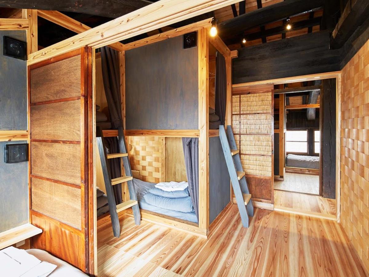 Hostel & Tatami Bar Uchikobare -内子晴れ- Εξωτερικό φωτογραφία