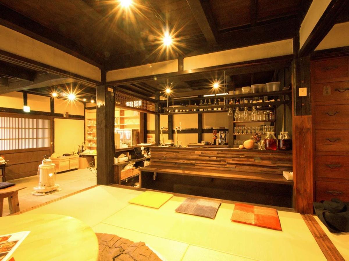 Hostel & Tatami Bar Uchikobare -内子晴れ- Εξωτερικό φωτογραφία