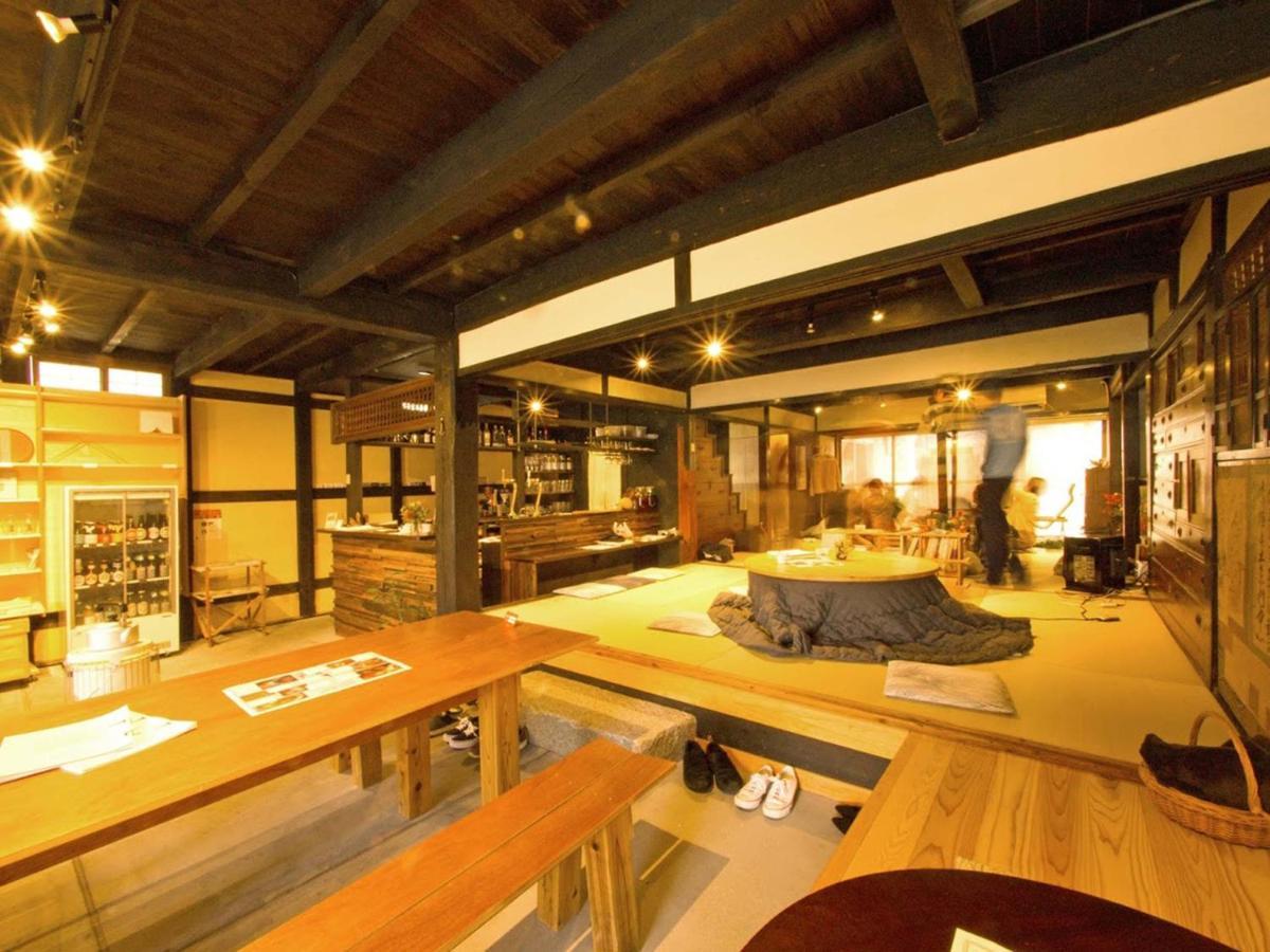 Hostel & Tatami Bar Uchikobare -内子晴れ- Εξωτερικό φωτογραφία