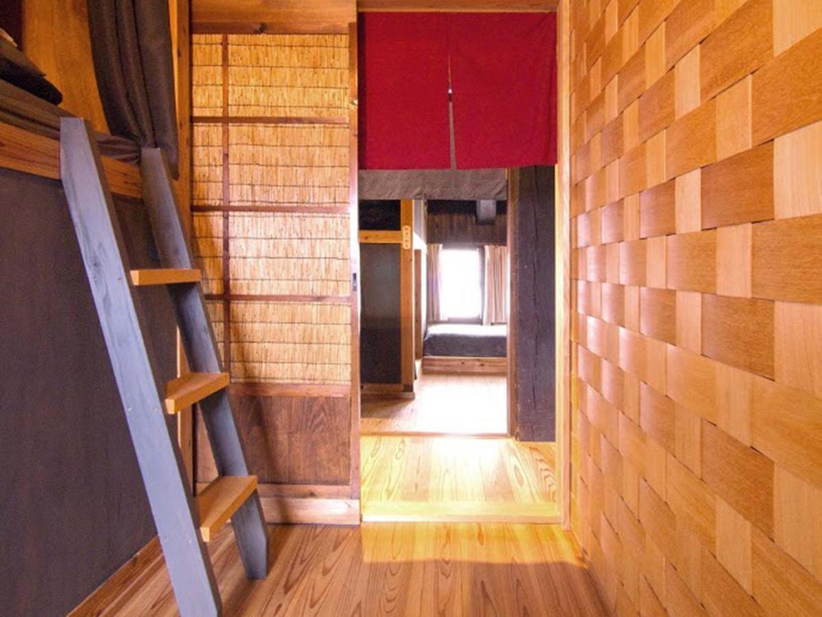 Hostel & Tatami Bar Uchikobare -内子晴れ- Εξωτερικό φωτογραφία