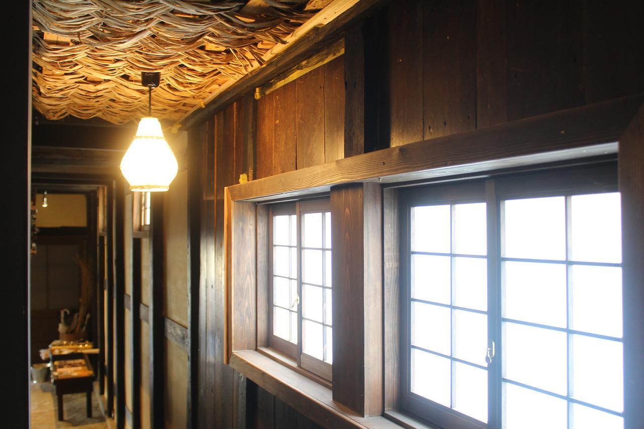 Hostel & Tatami Bar Uchikobare -内子晴れ- Εξωτερικό φωτογραφία
