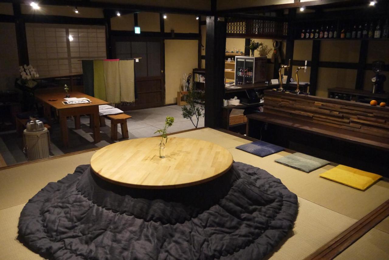 Hostel & Tatami Bar Uchikobare -内子晴れ- Εξωτερικό φωτογραφία